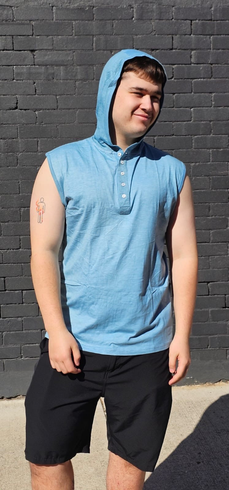 AZM Cut-Off Sleeve Hoodie