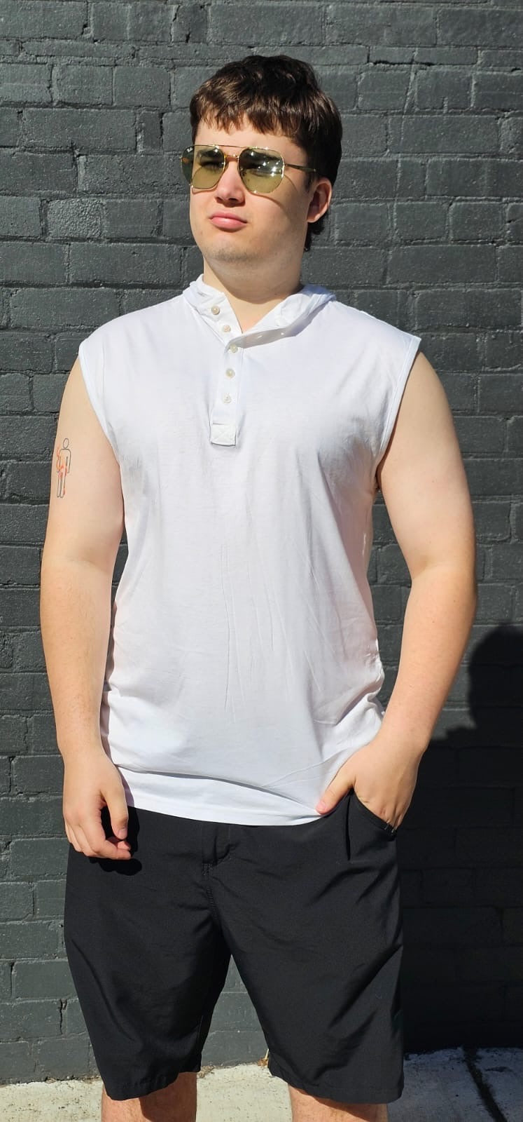 AZM Cut-Off Sleeve Hoodie
